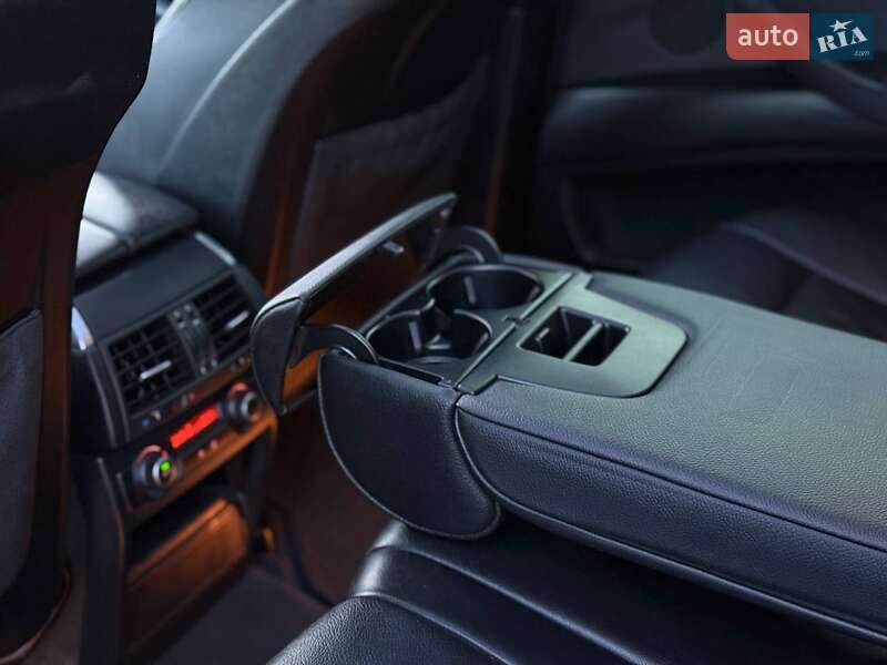 Позашляховик / Кросовер BMW X5 2011 в Миколаєві
