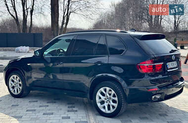 Позашляховик / Кросовер BMW X5 2011 в 