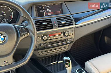 Позашляховик / Кросовер BMW X5 2011 в 