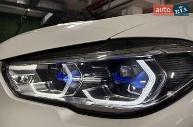 Позашляховик / Кросовер BMW X5 2021 в 