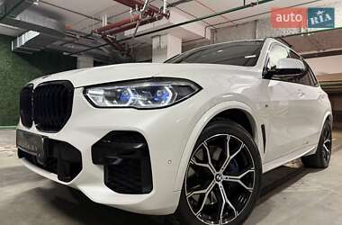Внедорожник / Кроссовер BMW X5 2021 в Киеве