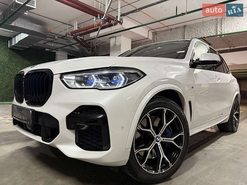 BMW X5 2021