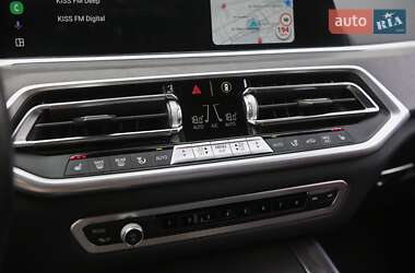 Позашляховик / Кросовер BMW X5 2021 в 