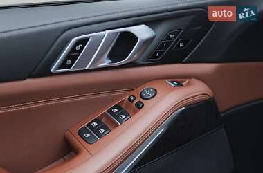 Позашляховик / Кросовер BMW X5 2021 в 