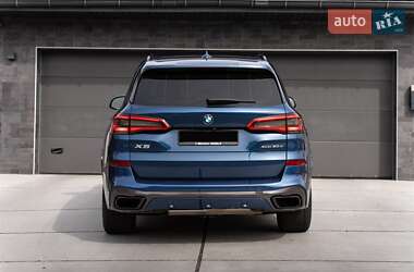 Позашляховик / Кросовер BMW X5 2019 в 