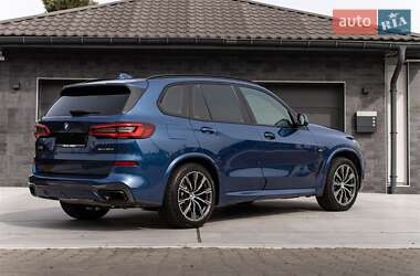 Позашляховик / Кросовер BMW X5 2019 в 
