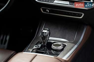 Позашляховик / Кросовер BMW X5 2019 в 
