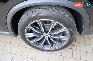 Позашляховик / Кросовер BMW X5 2019 в 