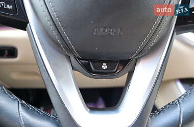 Позашляховик / Кросовер BMW X5 2019 в 