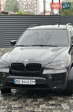 Позашляховик / Кросовер BMW X5 2013 в 