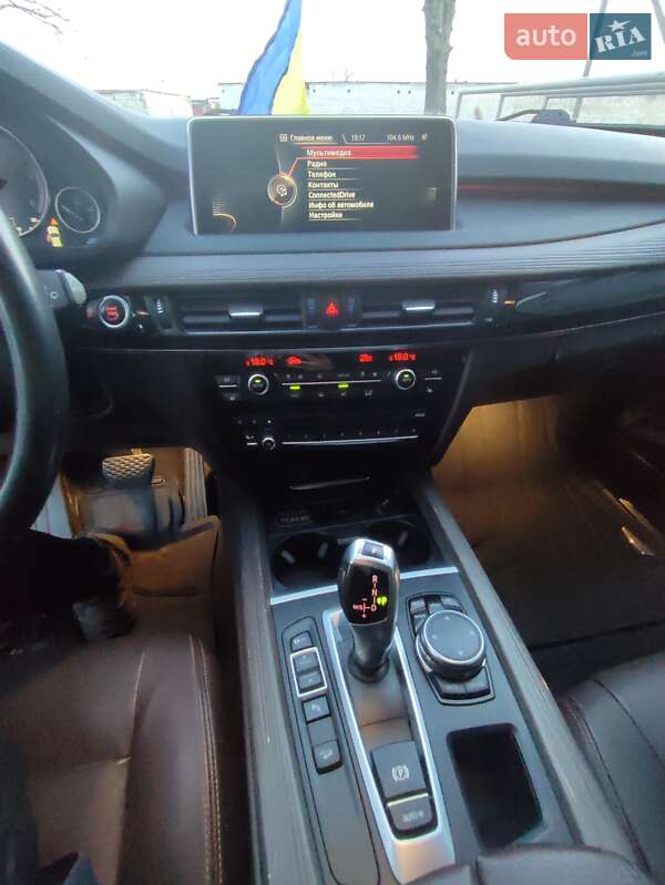 Позашляховик / Кросовер BMW X5 2016 в Києві