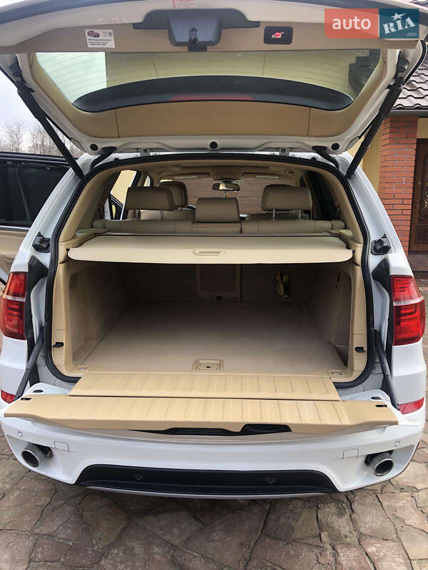 Внедорожник / Кроссовер BMW X5 2011 в Тернополе