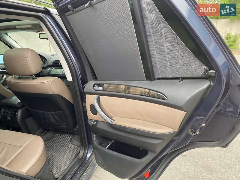 Внедорожник / Кроссовер BMW X5 2005 в Днепре
