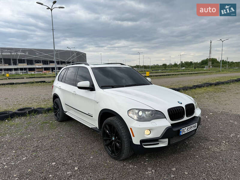 Внедорожник / Кроссовер BMW X5 2009 в 