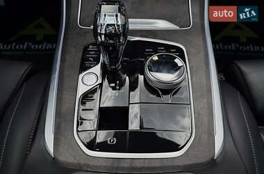 Позашляховик / Кросовер BMW X5 2021 в 