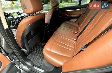 Позашляховик / Кросовер BMW X5 2015 в 