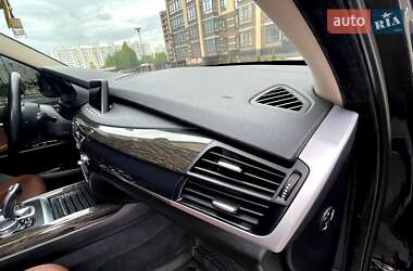 Позашляховик / Кросовер BMW X5 2015 в 