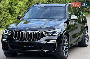 Внедорожник / Кроссовер BMW X5 2019 в 