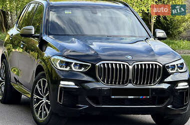 Внедорожник / Кроссовер BMW X5 2019 в 