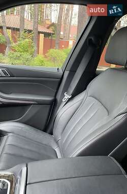 Позашляховик / Кросовер BMW X5 2020 в 