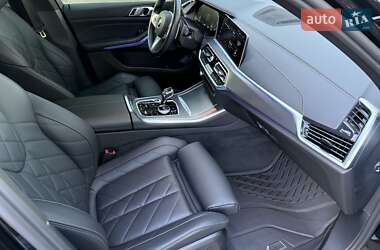 Позашляховик / Кросовер BMW X5 2022 в 