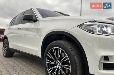 Внедорожник / Кроссовер BMW X5 2015 в 