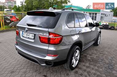 Позашляховик / Кросовер BMW X5 2011 в 
