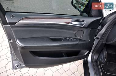Позашляховик / Кросовер BMW X5 2011 в 