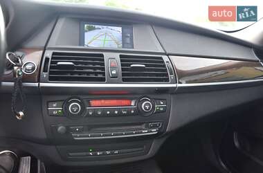 Позашляховик / Кросовер BMW X5 2011 в 