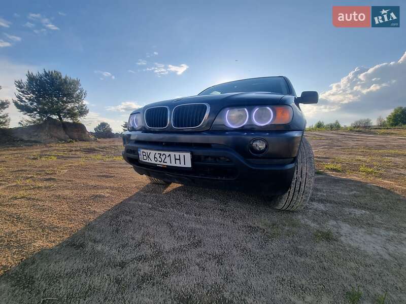 Внедорожник / Кроссовер BMW X5 2002 в Ровно