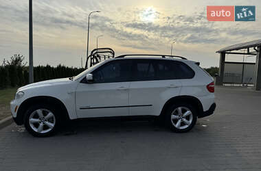 Позашляховик / Кросовер BMW X5 2010 в 