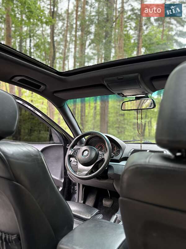 Внедорожник / Кроссовер BMW X5 2005 в Малине