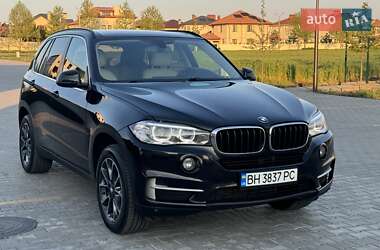 Внедорожник / Кроссовер BMW X5 2015 в 