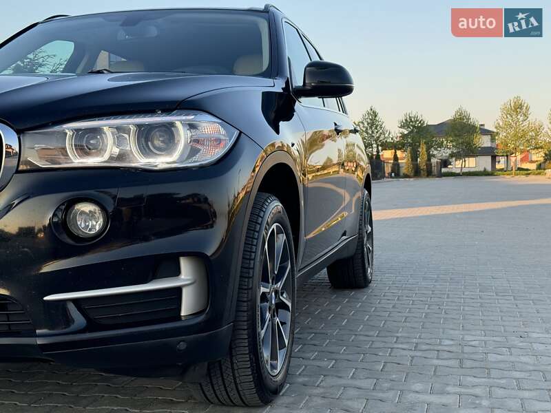 Позашляховик / Кросовер BMW X5 2015 в Одесі