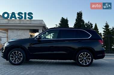 Внедорожник / Кроссовер BMW X5 2015 в 