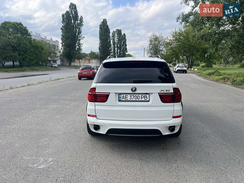 Внедорожник / Кроссовер BMW X5 2011 в Днепре