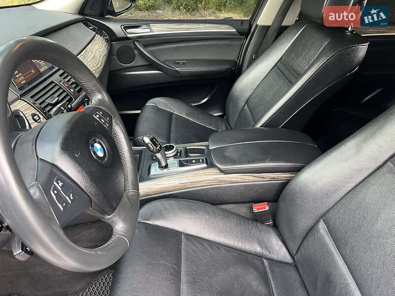 Внедорожник / Кроссовер BMW X5 2011 в Днепре