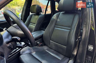 Позашляховик / Кросовер BMW X5 2010 в 
