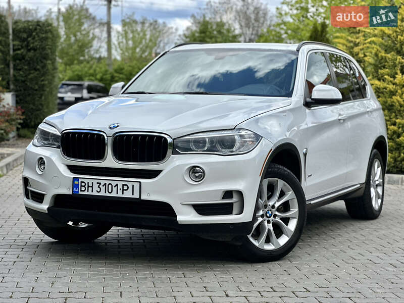 Позашляховик / Кросовер BMW X5 2015 в 
