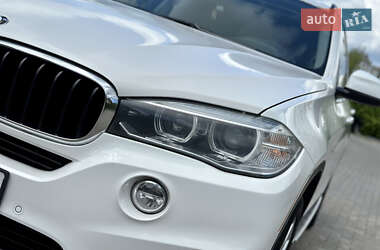 Позашляховик / Кросовер BMW X5 2015 в 