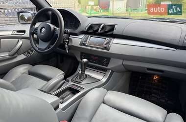 Внедорожник / Кроссовер BMW X5 2005 в 