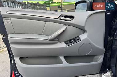 Внедорожник / Кроссовер BMW X5 2005 в 