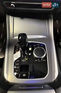 Позашляховик / Кросовер BMW X5 2021 в 
