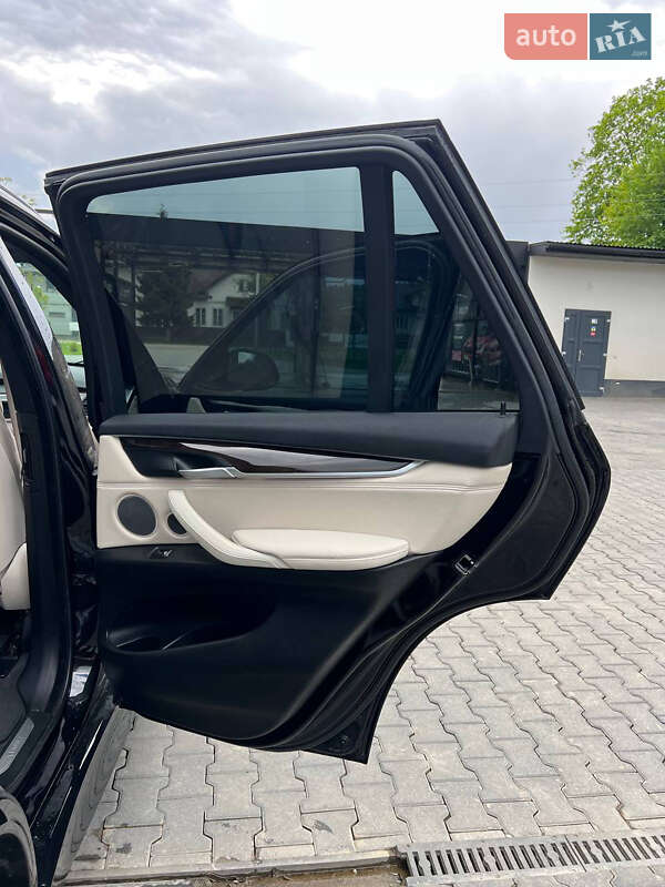 Внедорожник / Кроссовер BMW X5 2017 в Ивано-Франковске
