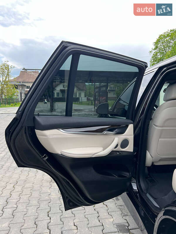 Внедорожник / Кроссовер BMW X5 2017 в Ивано-Франковске