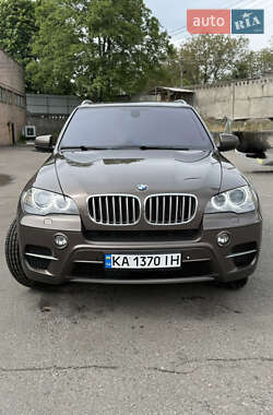 Внедорожник / Кроссовер BMW X5 2012 в 