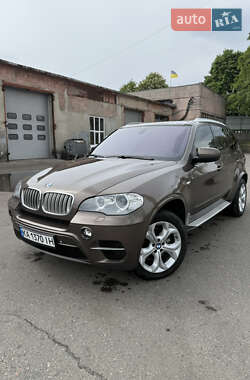 Внедорожник / Кроссовер BMW X5 2012 в 
