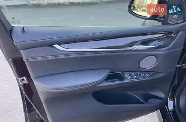 Позашляховик / Кросовер BMW X5 2017 в 