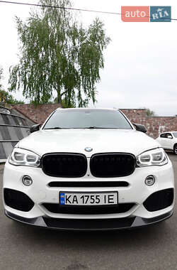 Позашляховик / Кросовер BMW X5 2015 в 