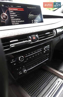 Позашляховик / Кросовер BMW X5 2015 в 